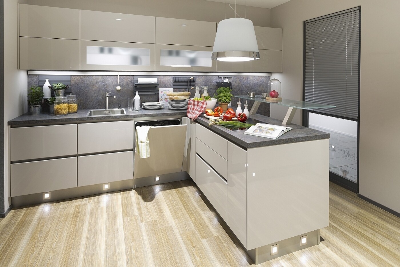 Gerade in der grifflosen Hochglanzküche macht sich ein vollintegrierter Geschirrspüler bestens. Gerade in der grifflosen Hochglanzküche macht sich ein vollintegrierter Geschirrspüler bestens.