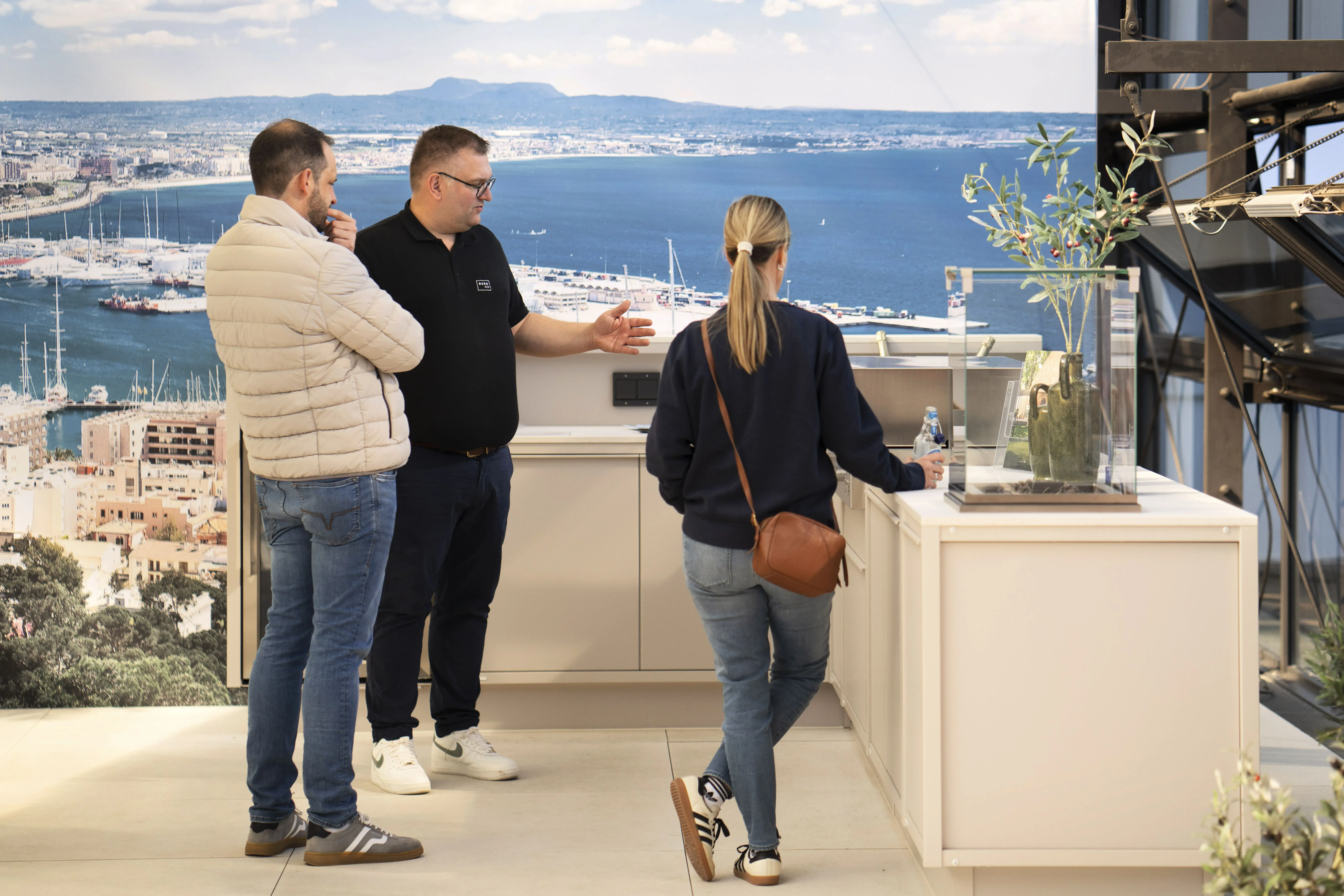 Vorstellung der BURN Outdoor Kitchen für den Kunden